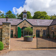 Flexible and futureproof access control at Hean Castle Estate