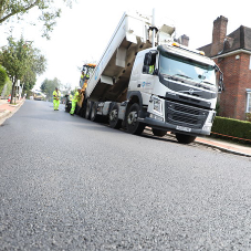 Tarmac’s Rubber Modified Asphalt helps Barnet Council and TKJV recycle tyres and reduce carbon