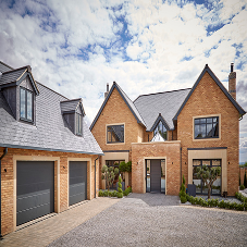 Roofs With a View: Cupa Pizarras’ slate used on The View development