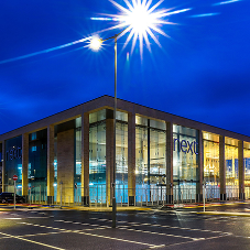 Pilkington Planar™ proves the perfect shop window glazing for major retail park