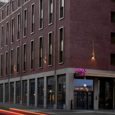 I-Box Concrete Benches for New Moxy Hotel in Edinburgh