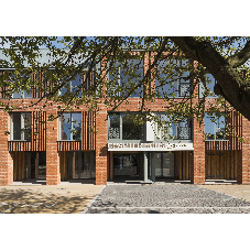Vandersanden Bricks Add Texture and Materiality to Award-Winning Chapter House
