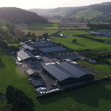 Howells Quenches Need for Natural Light at Radnor Hills