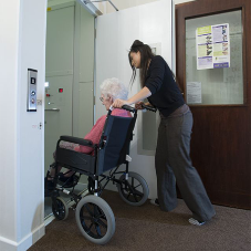 Choosing the right nursing or care home lifts
