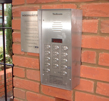 BT networked entryphone for vetting and permitting access to visitors