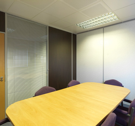 Partitions from Rey Solutions are used to create a boardroom for six people