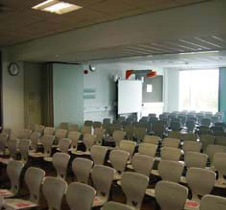 Learning Centres across Knowsley make use of movable walls from Accordial Wall Systems as part of a BSF project