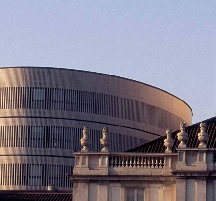 La Scala Theatre in Milan makes use of Aliva facade systems