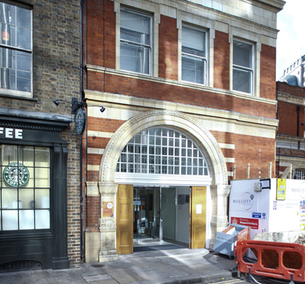 The Bishopsgate Institute makes use of the Xtralift passenger lift and Microlift 50C service lift from Stannah
