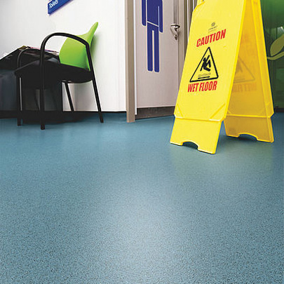 Slip-resistant safety flooring