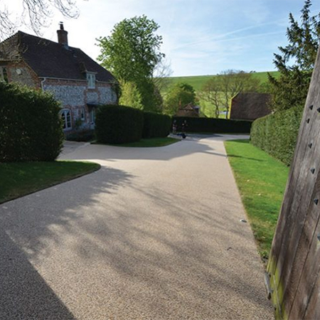 Resin bound driveway for Oxfordshire Estate