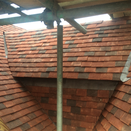 Tudor tiles helps in the restoration of the Oast House