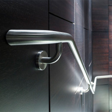 B10 Wall-Mounted Handrails